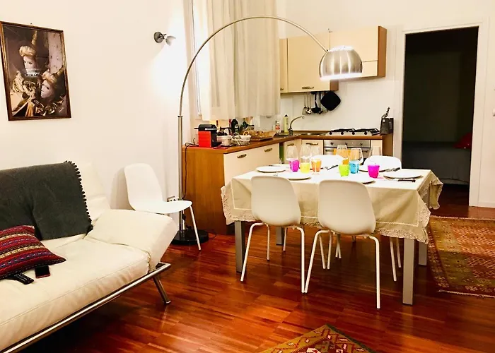 A Casa Di Enza 아파트 *